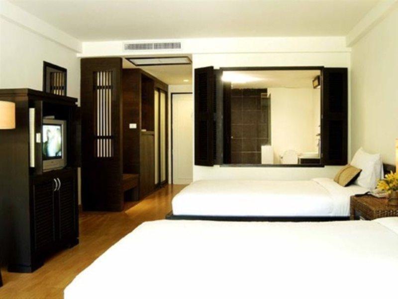 Avantika Boutique Hotel Patong Exteriör bild