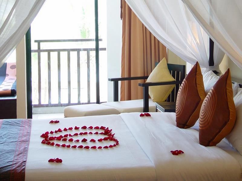 Avantika Boutique Hotel Patong Exteriör bild